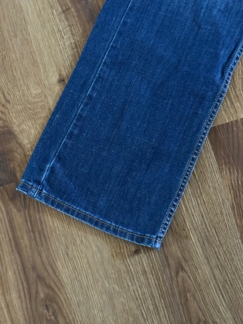 Levi's Blue Bootcut Jeans with Faded Whiskering 527